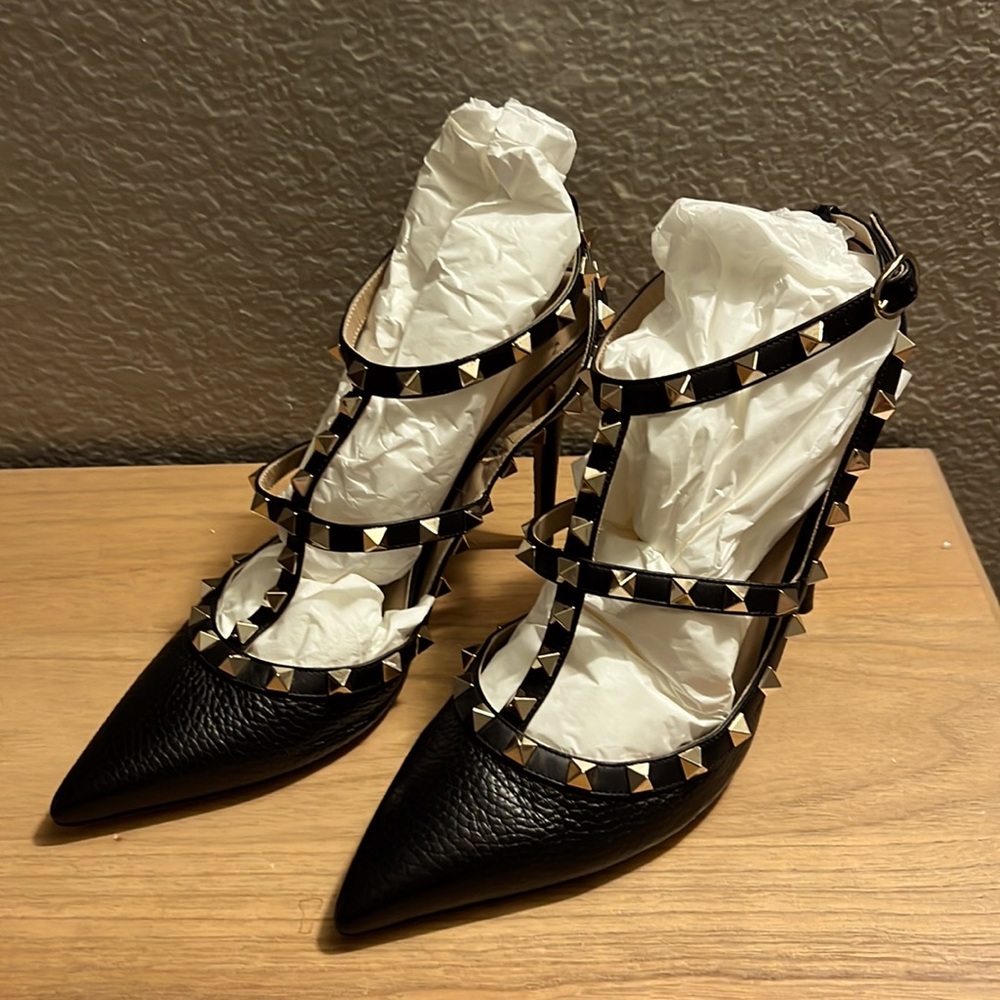 Valentino Rock Stud black pebble heels